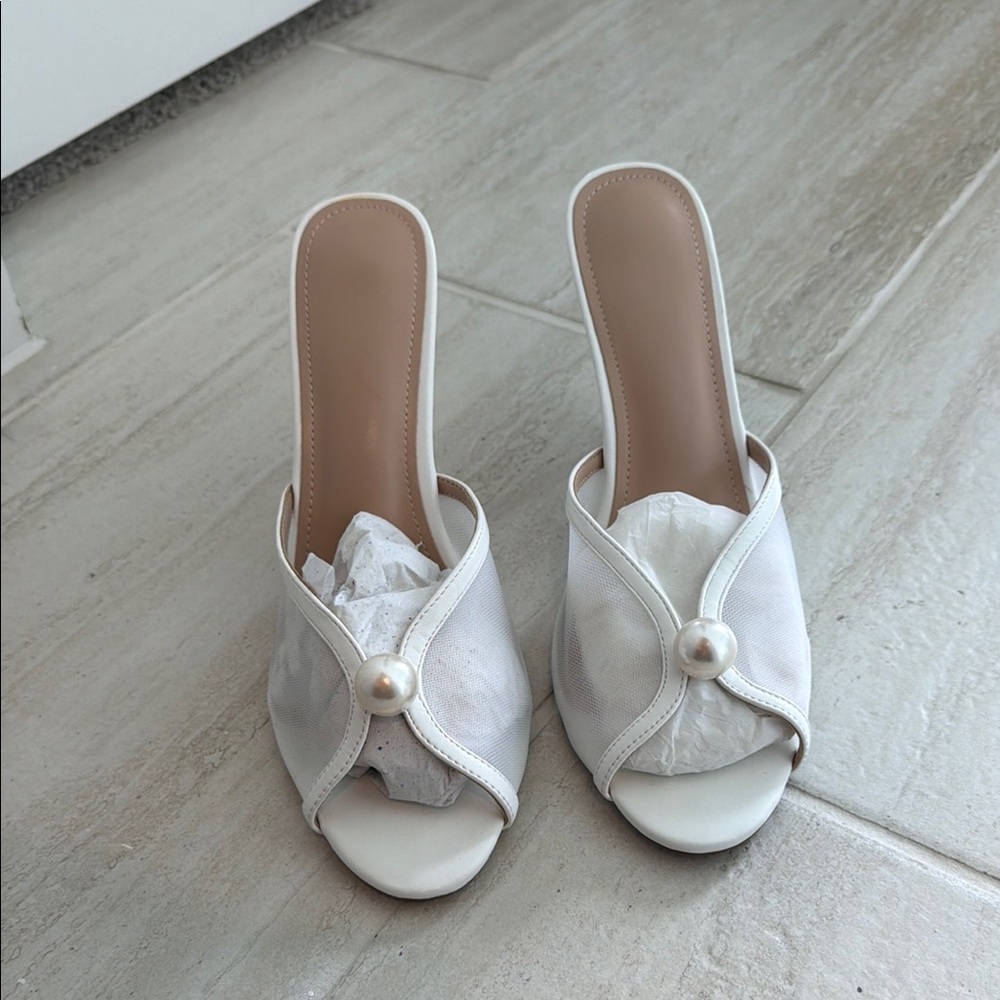 White Pearl-Accent Women’s Slide Heels